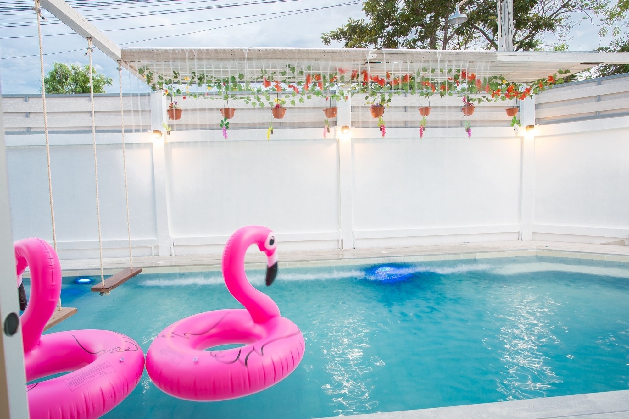 The Ville Modern Viewpoint Pool Villa Pattaya Exterior photo
